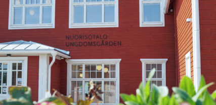 Ungdomsgården, sommar